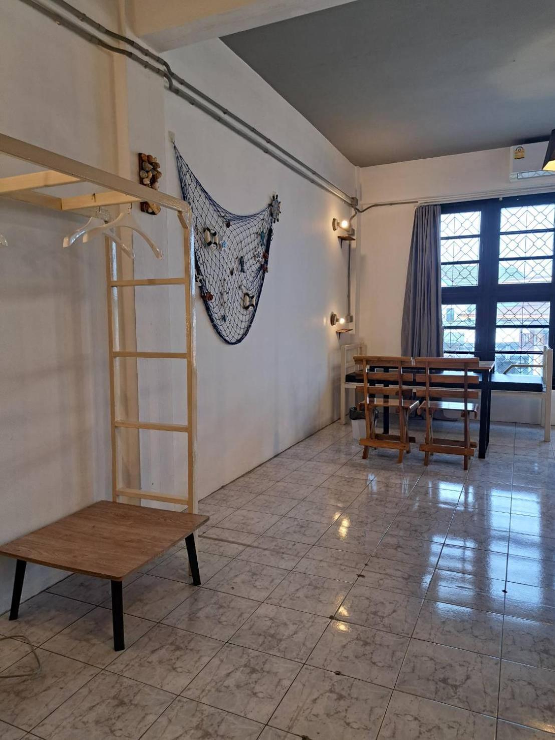 8 Sleeper Street Guesthouse Krabi Ngoại thất bức ảnh