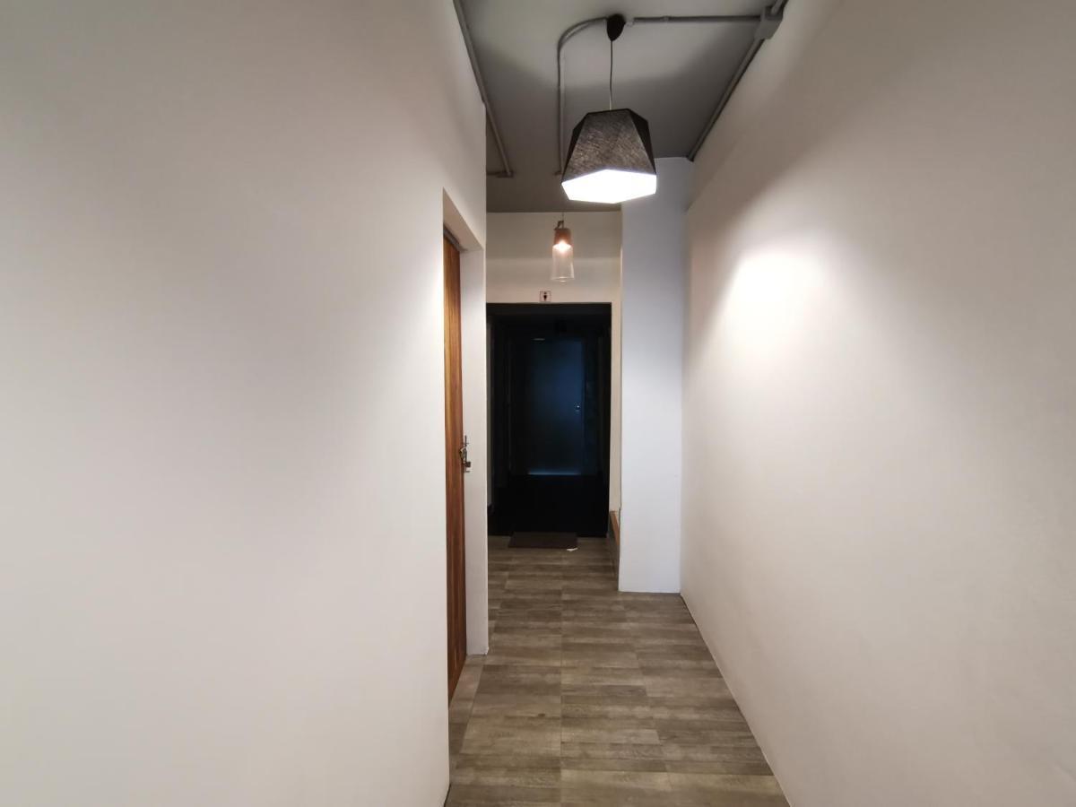 8 Sleeper Street Guesthouse Krabi Ngoại thất bức ảnh